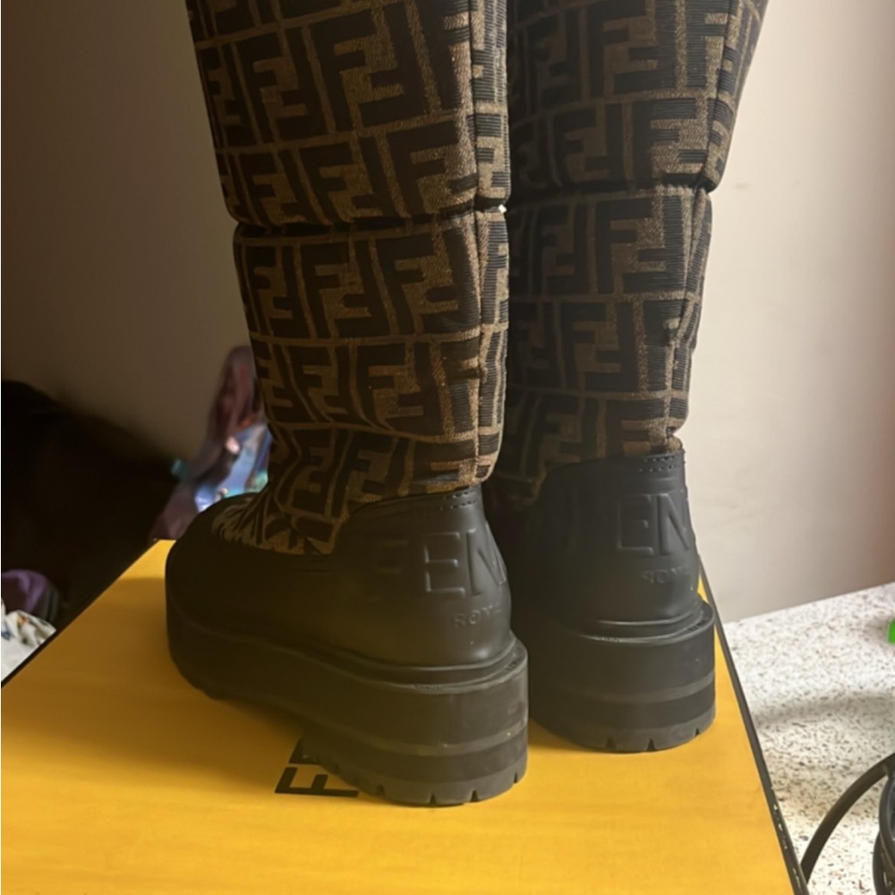 Fendi boots . In good condition regular price 1,360 asking for 500
